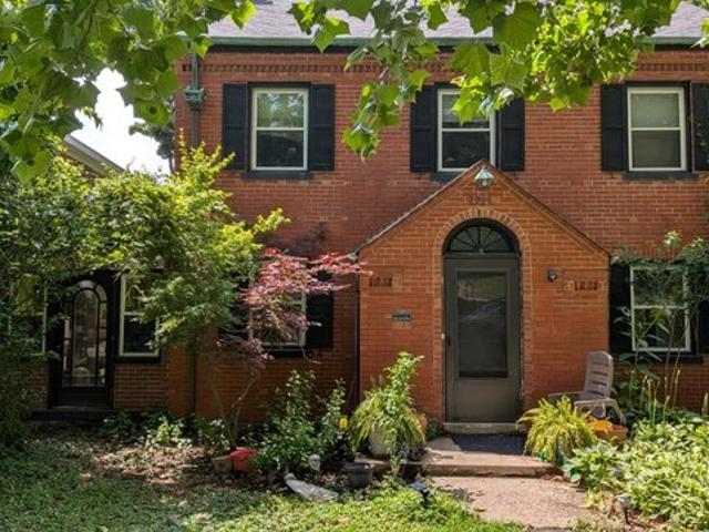 House for sale in Roselawn, Ohio