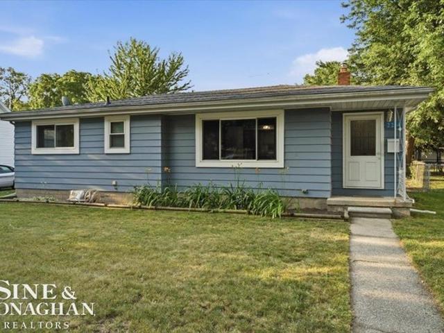 House for sale in Fort Gratiot, Michigan