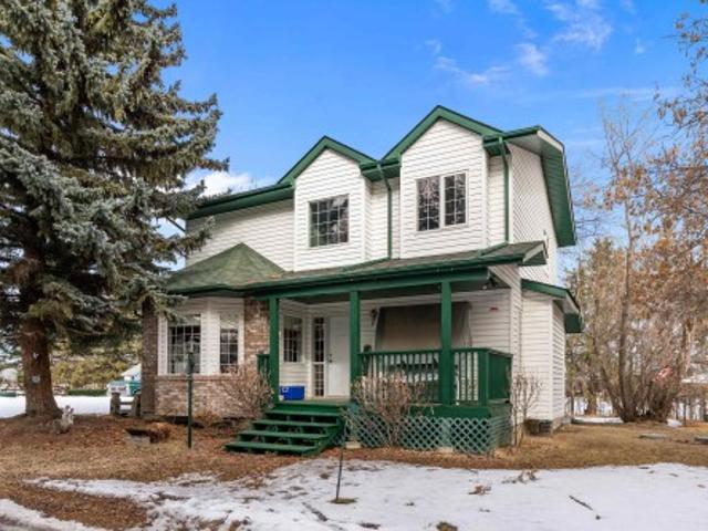House for sale in Alberta
