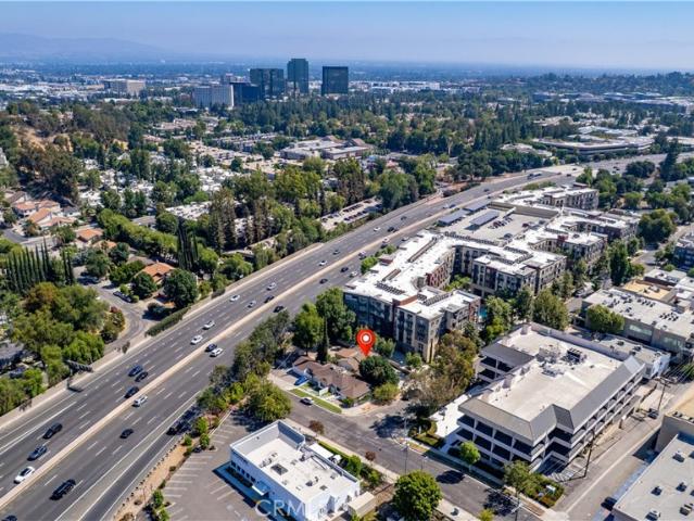 Commercial for sale in Woodland Hills-Warner Center Neighborhood Council District, Canoga Park
