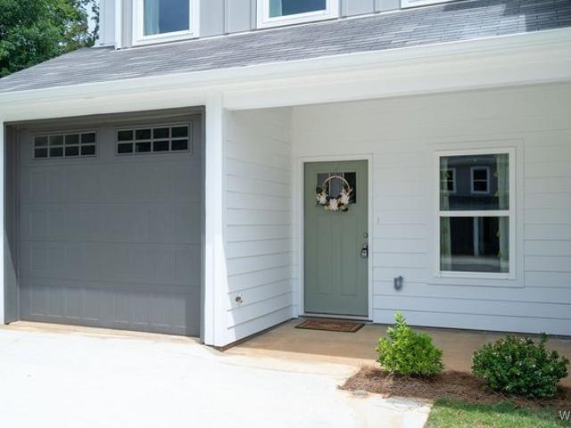 Townhouse for sale in Woodstock, Alabama
