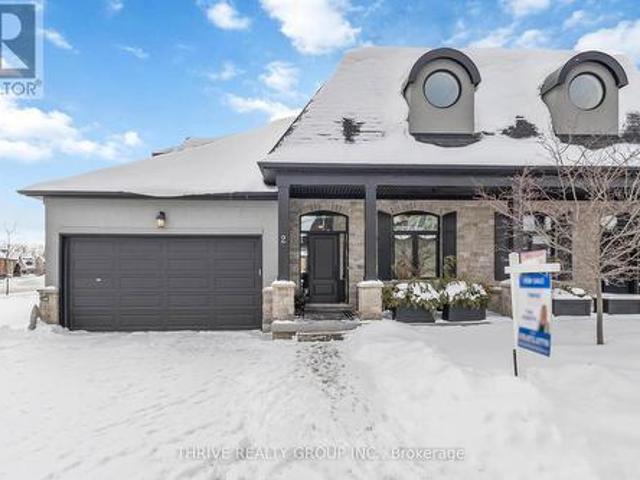 Townhouse for sale in Arva, Ontario