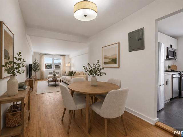 Condo for sale in Fort Lee, New Jersey