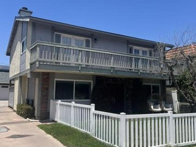 Townhouse for sale in Redondo Beach, California