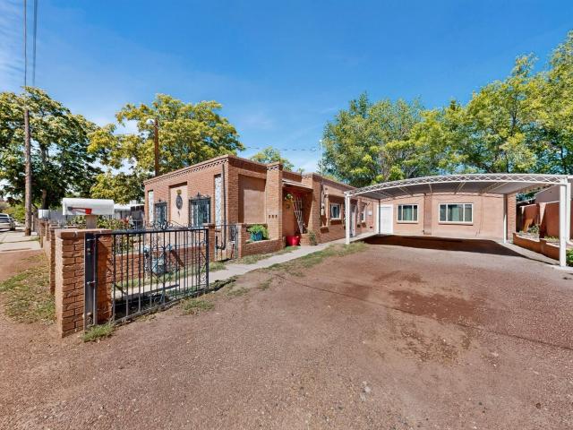House for sale in Atrisco, Albuquerque