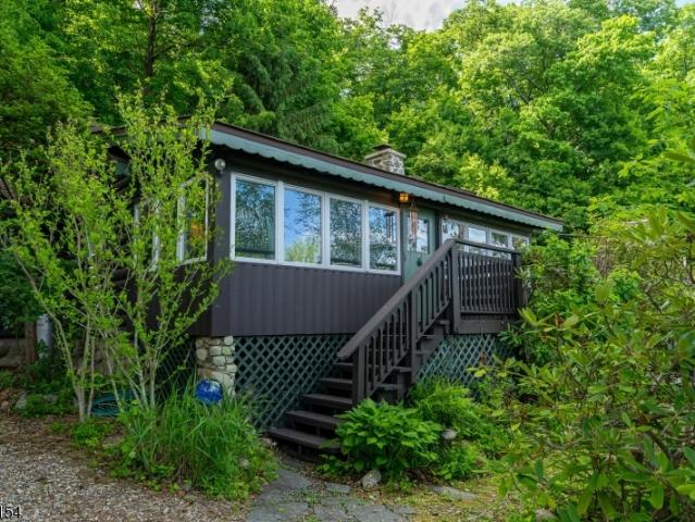 House for sale in Glenwood, New Jersey