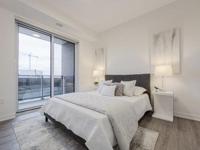 Apartment for rent in Sheridan, Mississauga
