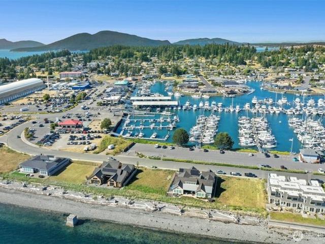 House for sale in Anacortes, Washington