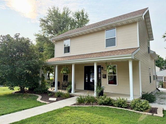 House for sale in Peru, Illinois
