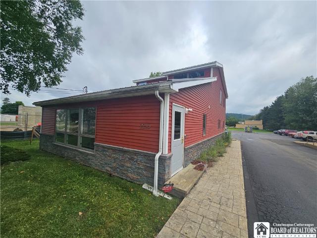 Commercial for sale in Village of Allegany / ohi꞉yoʾ, City of Olean