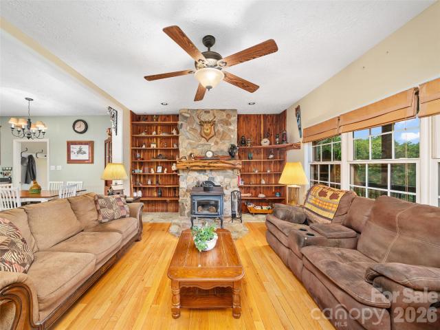 House for sale in Bakersville, North Carolina
