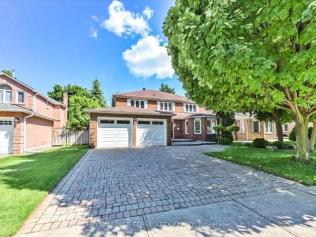 House for sale in Oakville, Ontario