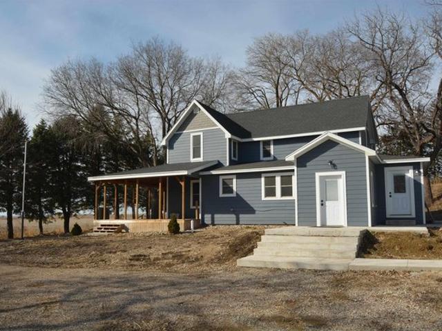 House for sale in Woodbury, Iowa