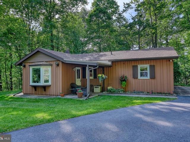 House for sale in Stevens, Pennsylvania