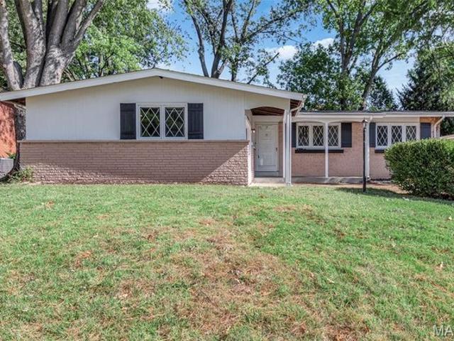 House for sale in Saint Charles, Missouri