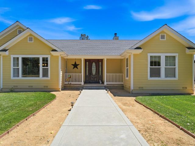 House for sale in Shasta, California
