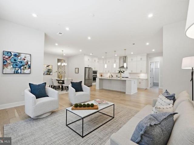 Condo for sale in Virginia