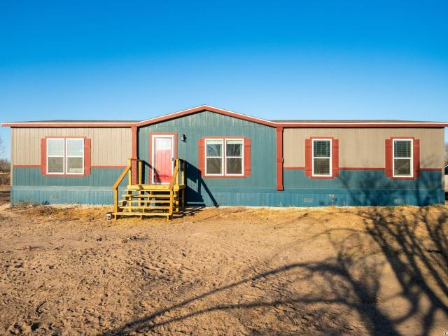 Property for sale in Falls City, Texas