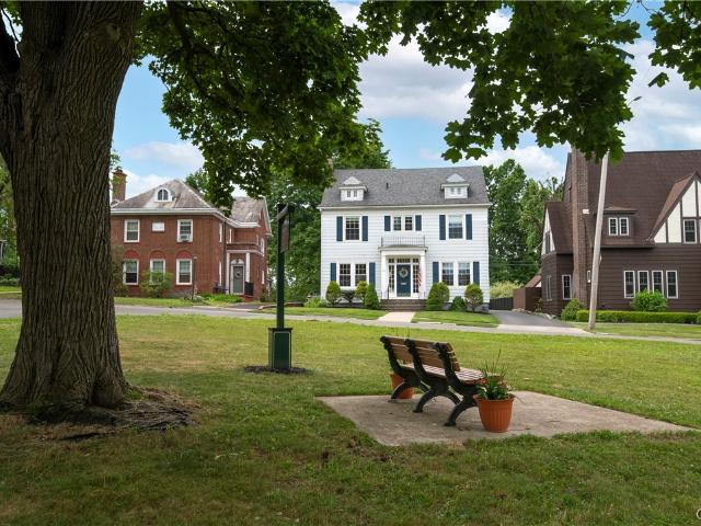 House for sale in Oneida, New York