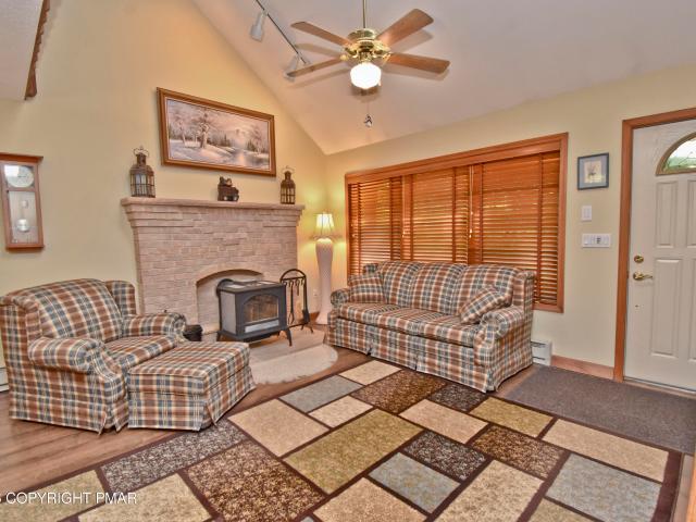 House for sale in Dingmans Ferry, Pennsylvania