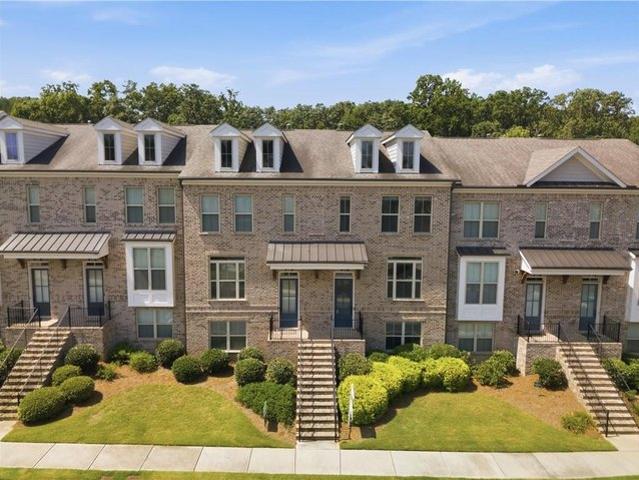 Townhouse for sale in Duluth, Gwinnett County