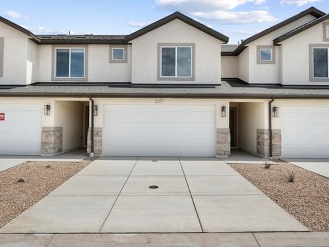 Townhouse for sale in Washington, Washington County