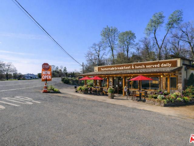 House for sale in Shasta, California