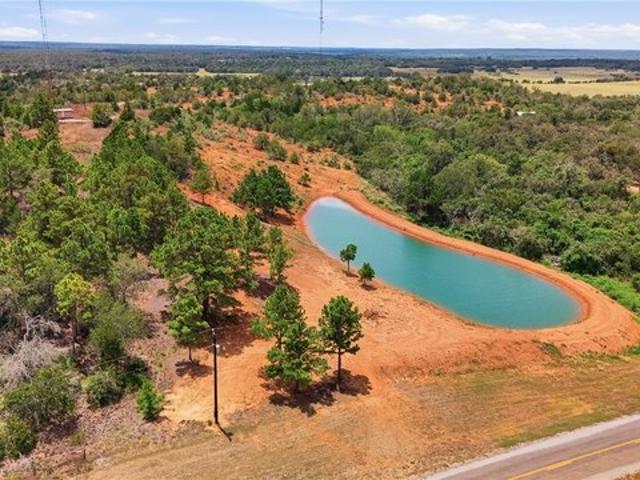 Land for sale in Luling, Texas
