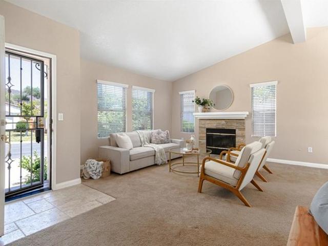 House for sale in Vista, California