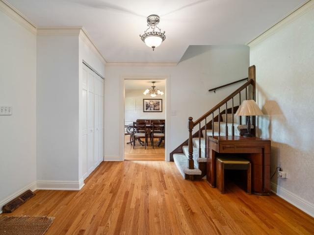 House for sale in Arlington Heights, Illinois