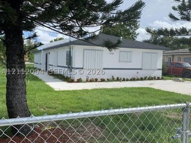 House for sale in Glenwood Heights, Miami