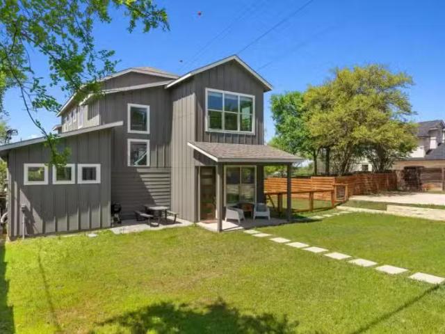 Condo for sale in Austin