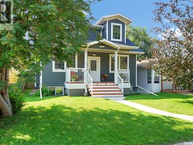 House for sale in Saskatoon, Saskatchewan
