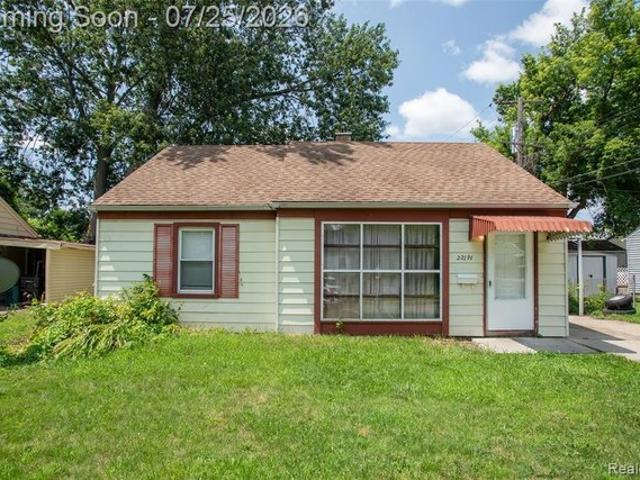House for sale in Oak Park, Michigan
