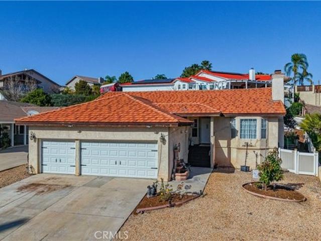 House for sale in Canyon Lake, California