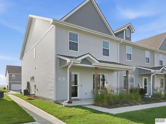 Townhouse for sale in Nebraska