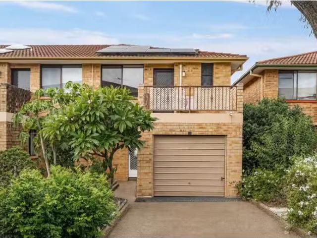 Condo for rent in Sydney, New South Wales