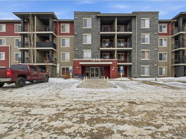 Apartment for sale in Wedgewood, Alberta