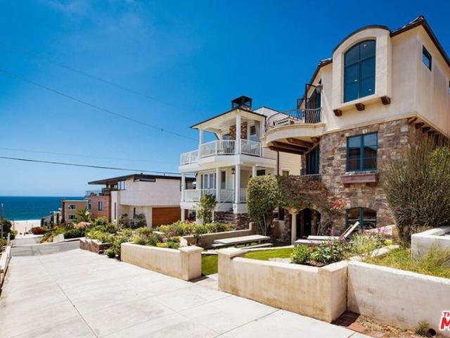 House for sale in Manhattan Beach, California