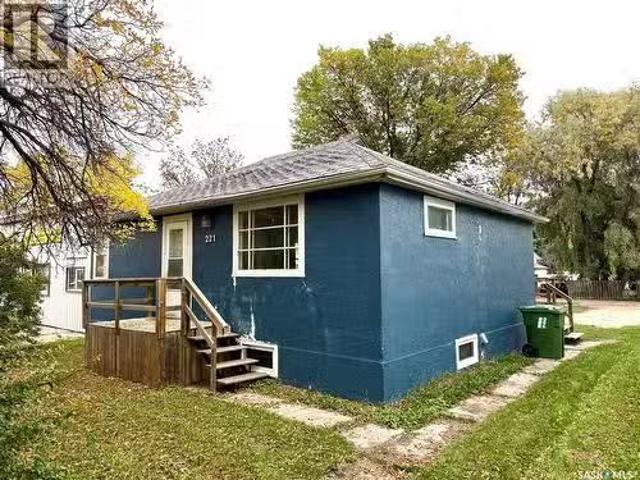 House for sale in Yorkton