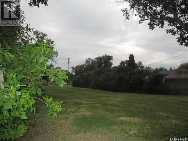 House for sale in Assiniboia, Saskatchewan