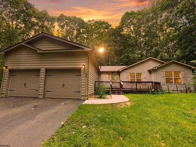 House for sale in Terra Alta, West Virginia
