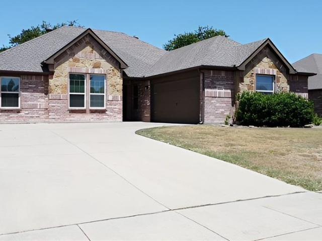 House for sale in Red Oak, Ellis County