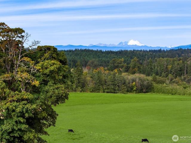 House for sale in Washington