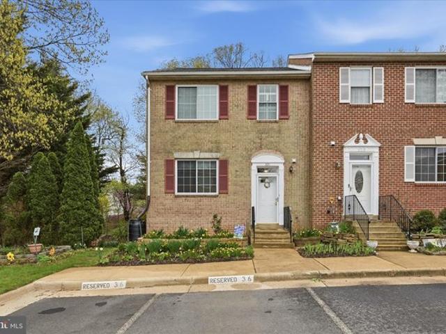 Townhouse for sale in Virginia