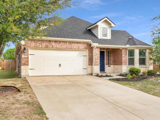 House for sale in Ellis, Texas
