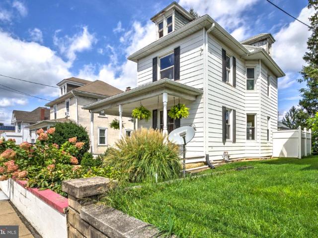 House for sale in New Holland, Pennsylvania