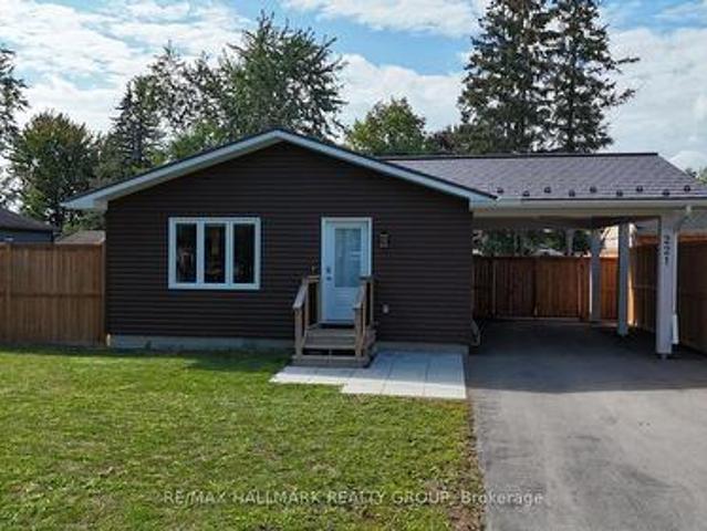 House for sale in Glen Cairn, Ottawa