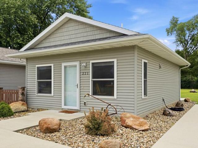 House for sale in Evansdale, Iowa