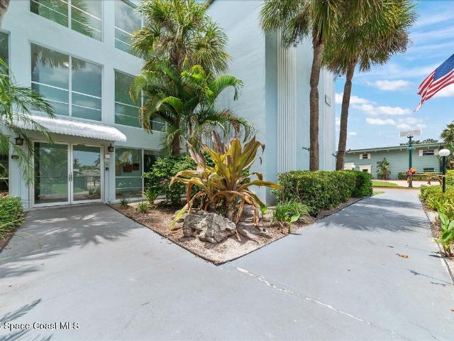 Condo for sale in Cape Canaveral, Florida